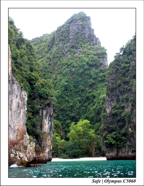 2006 - 07 - Phuket - Ko Phi Phi - Loh Samah Bay 06